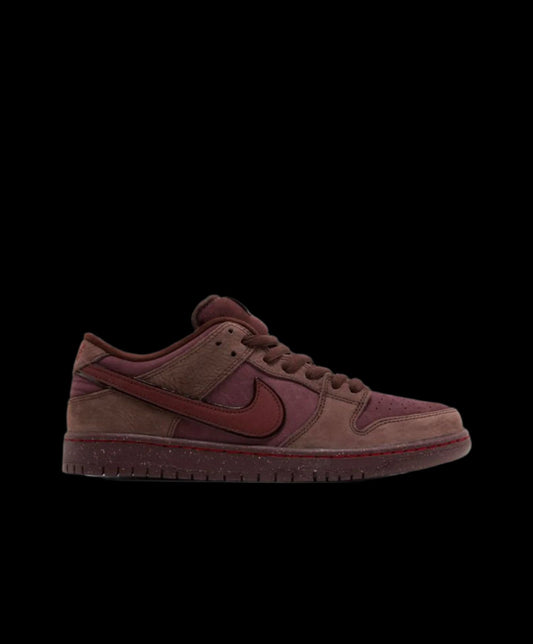 Nike SB Dunk Low City of Love Burgundy Crush